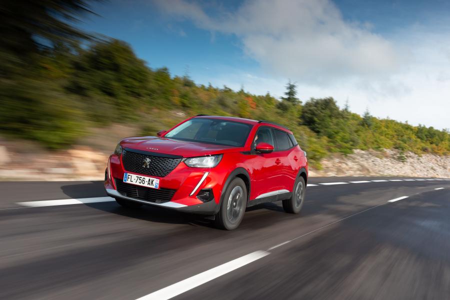  Peugeot 2008 2019 года  (WW) (фото 30 из 42)